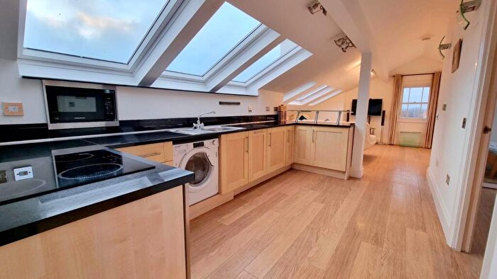 2 Bedroom Apartment To Rent In Park Heights, The Ropewalk, Nottingham, NG1