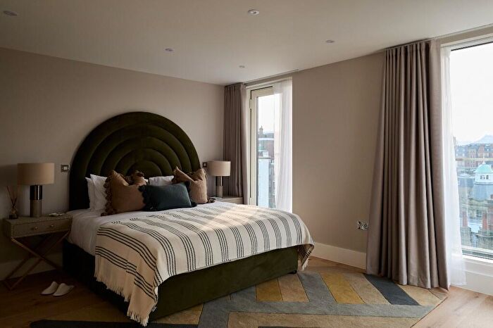 3 Bedroom Apartment To Rent In Flat, Baker, Baker Street, London, NW1