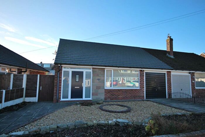 2 Bedroom Semi-Detached Bungalow To Rent In Sandringham Drive, Greenmount, Bury, BL8
