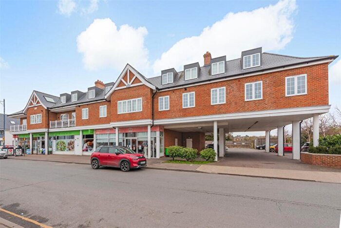 2 Bedroom Apartment To Rent In Wheatley Road, Whitstable, CT5