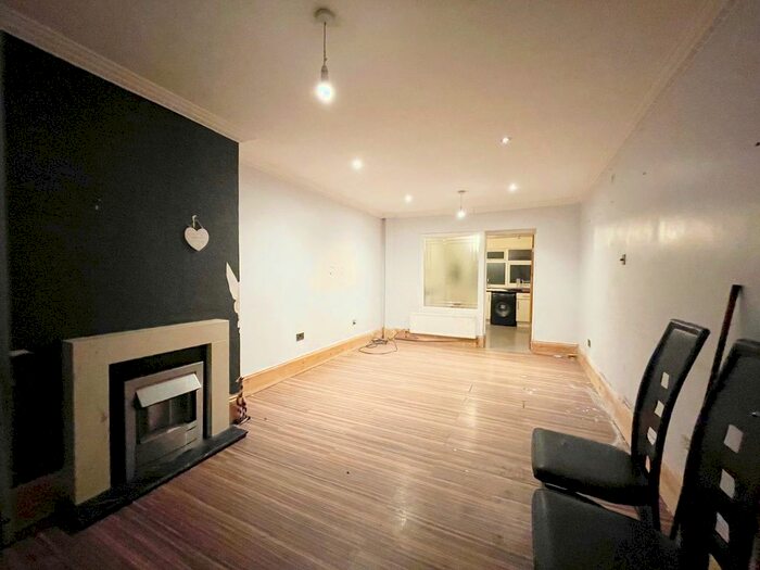 3 Bedroom Terraced House To Rent In Ray Gardens, Barking, Essex IG11