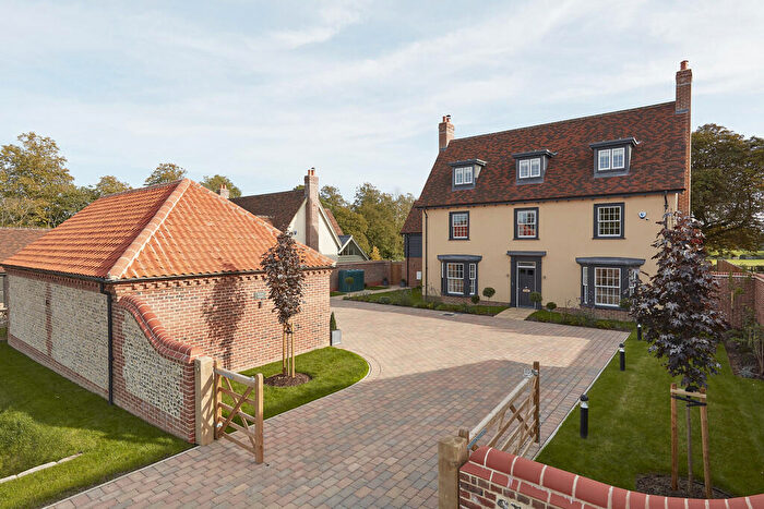5 Bedroom Detached House For Sale In Cheveley, Cambridgeshire, CB8