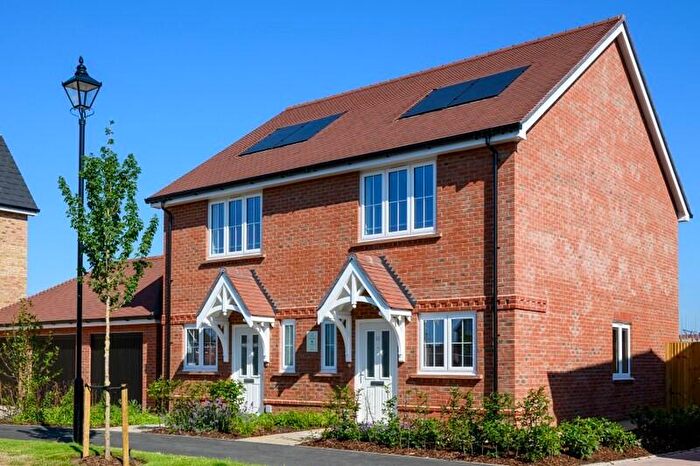 2 Bedroom Semi-Detached House For Sale In Hitches Lane, Crookham Village, Fleet, GU51