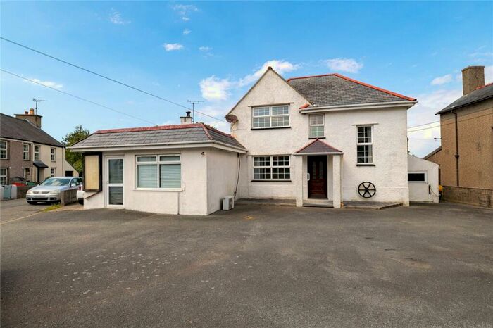 3 Bedroom Detached House For Sale In Lon Cae Glas, Edern, Pwllheli, Lon Cae Glas, LL53