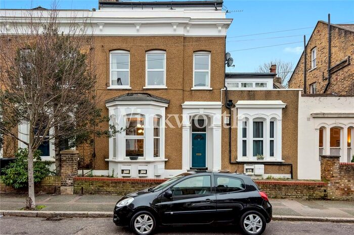 3 Bedroom Flat To Rent In Bedford Road, London N15