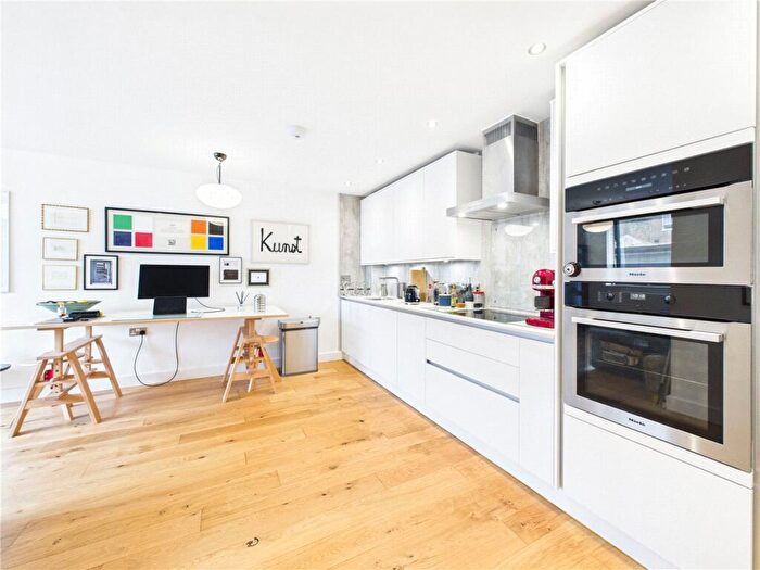 2 Bedroom Apartment To Rent In Southernhay East, Southernhay, Exeter, EX1