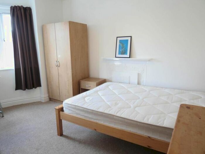 5 Bedroom Terraced House To Rent In The Highway, Brighton, BN2