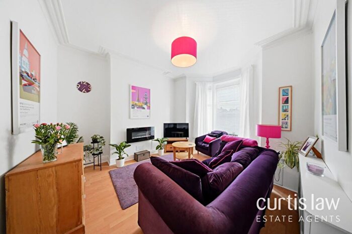 4 Bedroom End Of Terrace House For Sale In East View Terrace, Blackburn, BB2