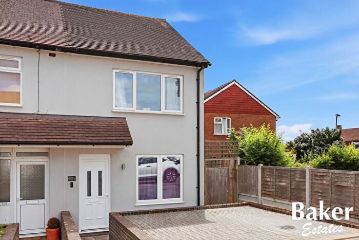 2 Bedroom End Of Terrace House For Sale In Arrowsmith Road, Chigwell, IG7