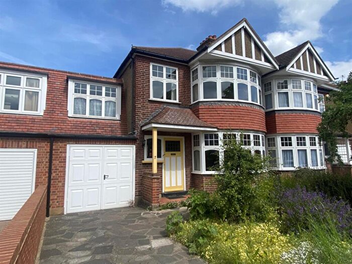 5 Bedroom House For Sale In Croft Gardens, Ruislip, HA4