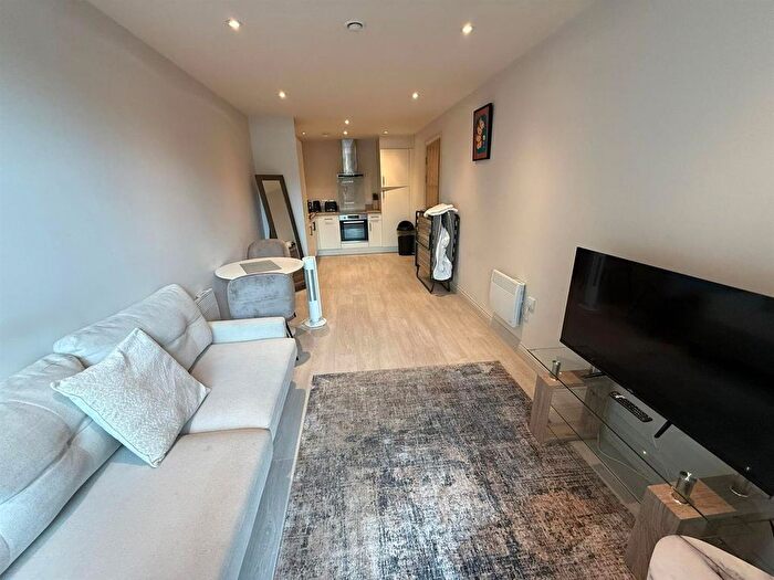 1 Bedroom Flat To Rent In Hartley House, Hartley Hill, LS2