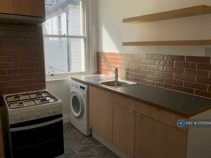 2 Bedroom Maisonette To Rent In Upper Gloucester Road, Brighton, BN1