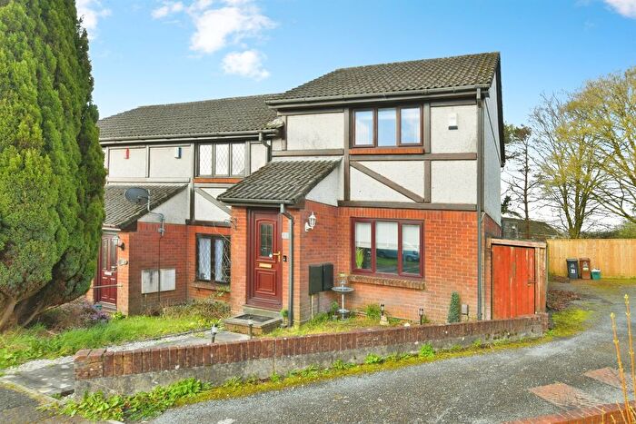 2 Bedroom End Of Terrace House For Sale In Redwing Drive, Plymouth, PL6