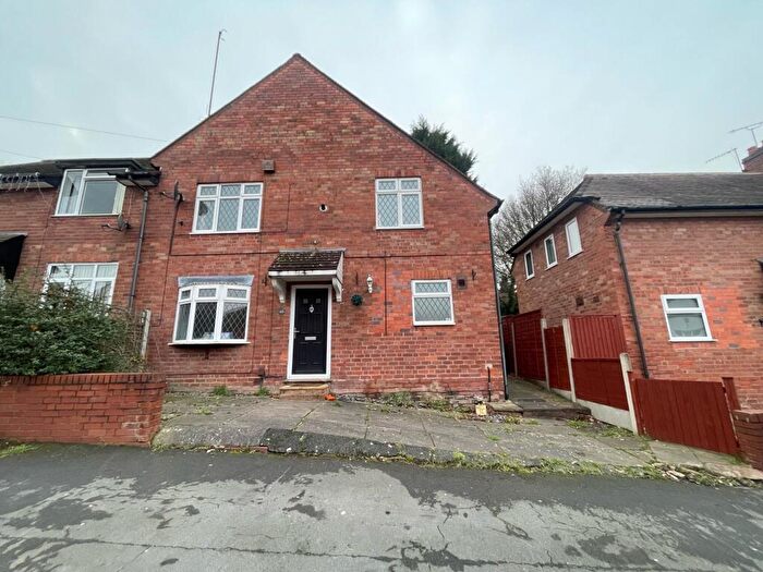 3 Bedroom House To Rent In School Road, Brierley Hill, DY5