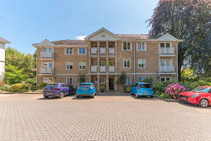2 Bedroom Flat For Sale In Stow Park Circle, The Beeches, NP20