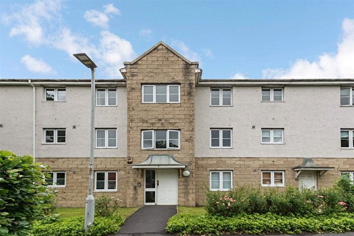 2 Bedroom Flat For Sale In John Neilson Avenue, Paisley, Renfrewshire, PA1