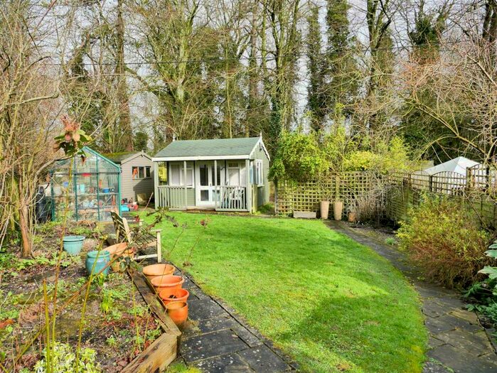 2 Bedroom Terraced House For Sale In Bishop's Cannings, SN10