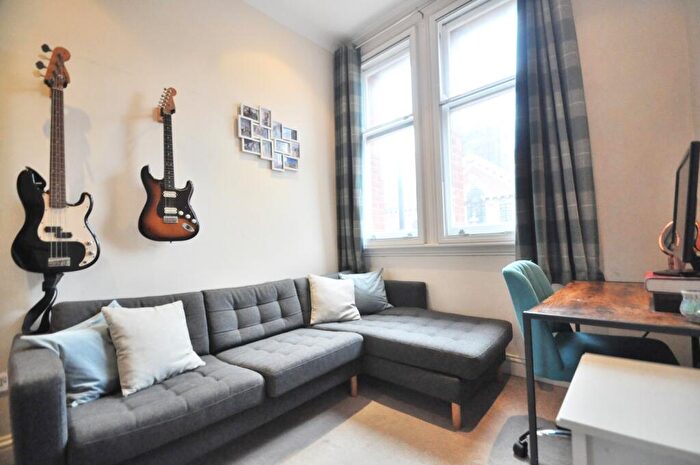 2 Bedroom Flat For Sale In The Clock House, Tweedy Road, Bromley, Kent, BR1