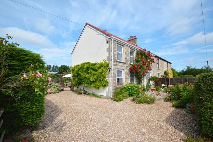 4 Bedroom Cottage For Sale In Abson Road, Pucklechurch, Bristol, BS16