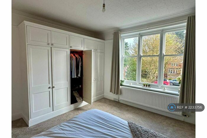 5 Bedroom Semi-Detached House To Rent In Humberston Avenue, Humberston, DN36