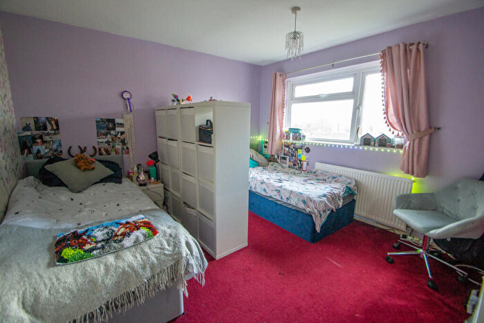 3 Bedroom End Of Terrace House For Sale In Cambridge Close, Haverhill, Suffolk, CB9