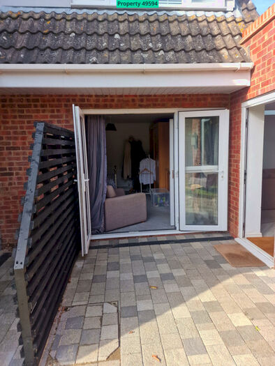 1 Bedroom Ground Maisonette To Rent In Downsway, Chelmsford, CM1