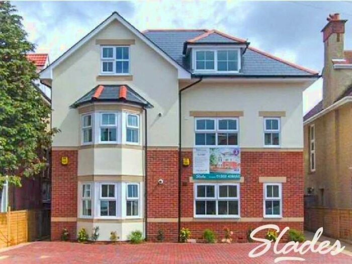 1 Bedroom Apartment To Rent In Stourcliffe Avenue, Southbourne, Bournemouth, BH6