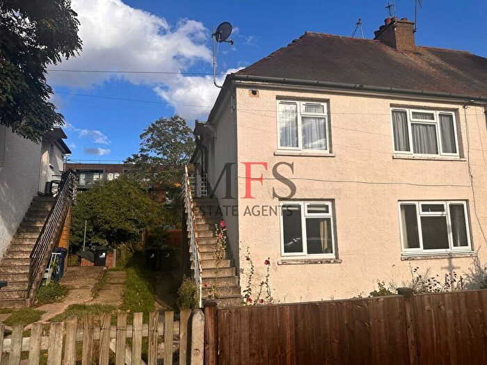 2 Bedroom Flat To Rent In Browning Ave, Hanwell, W7