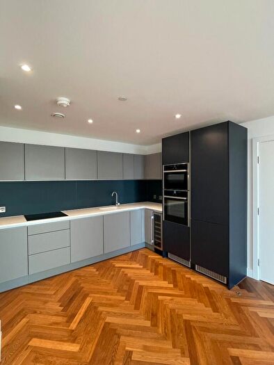 2 Bedroom Apartment To Rent In The Residenes Manchester, Greater Manchester, M15