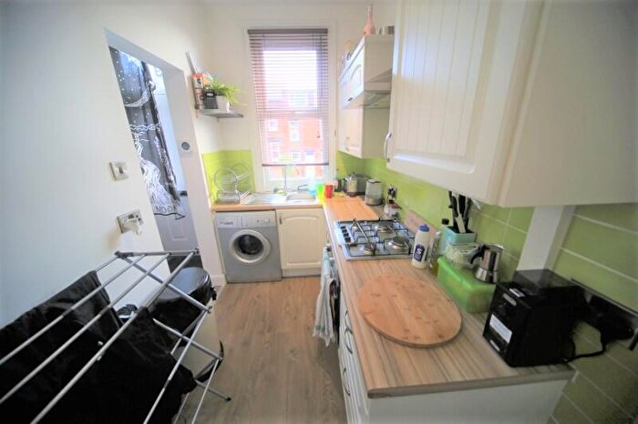 2 Bedroom Terraced House To Rent In Wetherby Terrace, Burley, Leeds, LS4