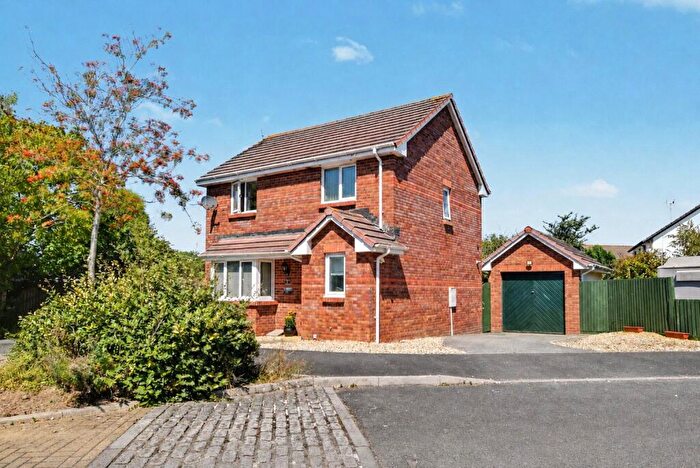 3 Bedroom Detached House For Sale In Hele Lane, Roundswell, Barnstaple, Devon, EX31