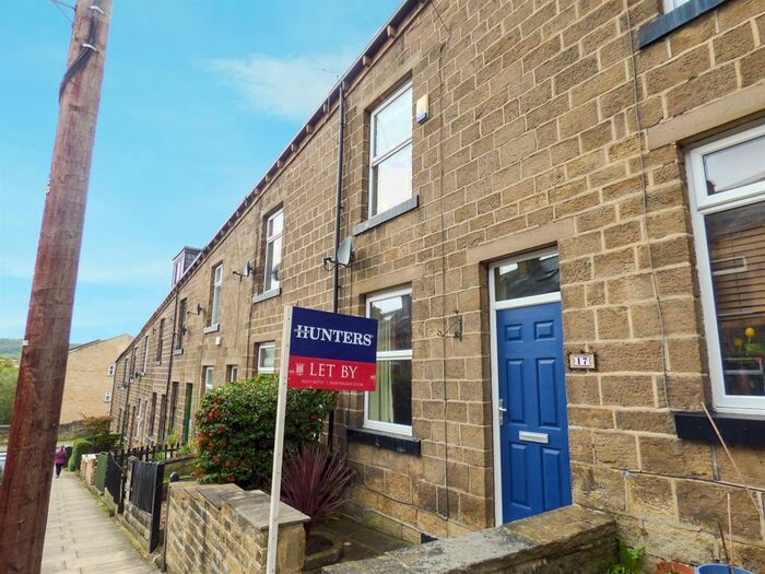 4 Bedroom Terraced House To Rent In Stanley Street, Bingley, BD16