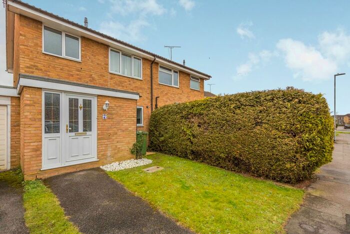 3 Bedroom Semi-Detached House To Rent In Moray Avenue, College Town, Sandhurst, GU47