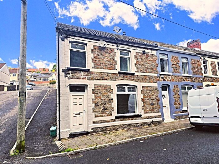 3 Bedroom End Of Terrace House To Rent In Leslie Terrace, Llwyncelyn, Porth, CF39