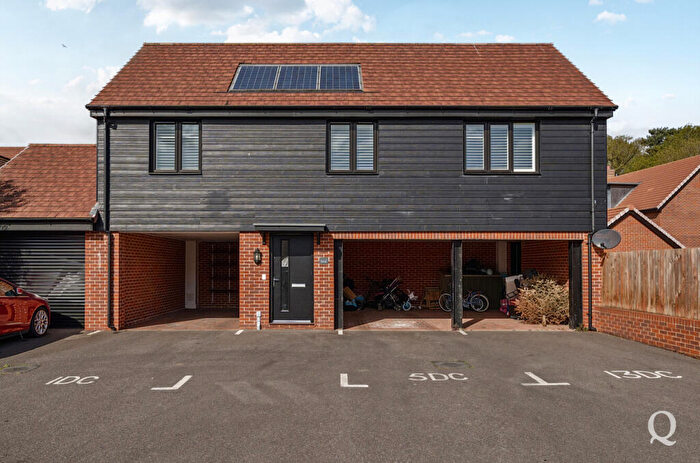 2 Bedroom Apartment To Rent In Dobson Close, Leybourne, West Malling, Kent, ME19