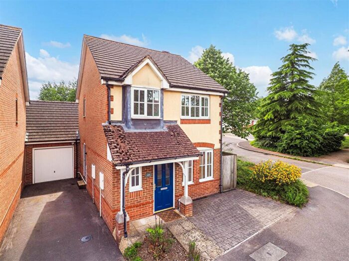 3 Bedroom Detached House For Sale In Berry Way, Andover, SP10