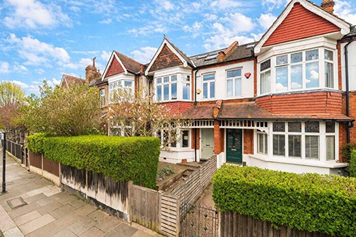 5 Bedroom Terraced House For Sale In Emmanuel Road, Balham, SW12