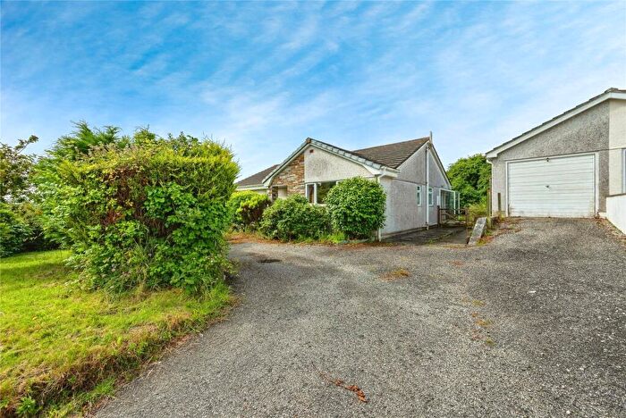 3 Bedroom Bungalow For Sale In Burlawn, Wadebridge, Cornwall, PL27