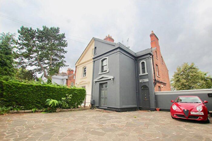 8 Bedroom Semi-Detached House To Rent In Forest Road East, Nottingham, Nottinghamshire, NG1