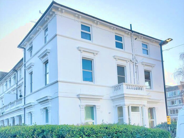 2 Bedroom Apartment To Rent In Hartfield Road, Hartfield Road, Eastbourne, BN21