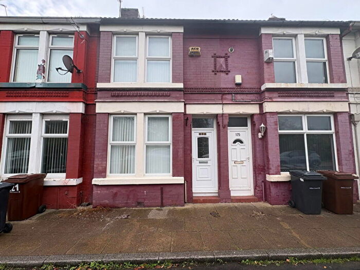 3 Bedroom Terraced House For Sale In Lunt Road, Bootle, L20