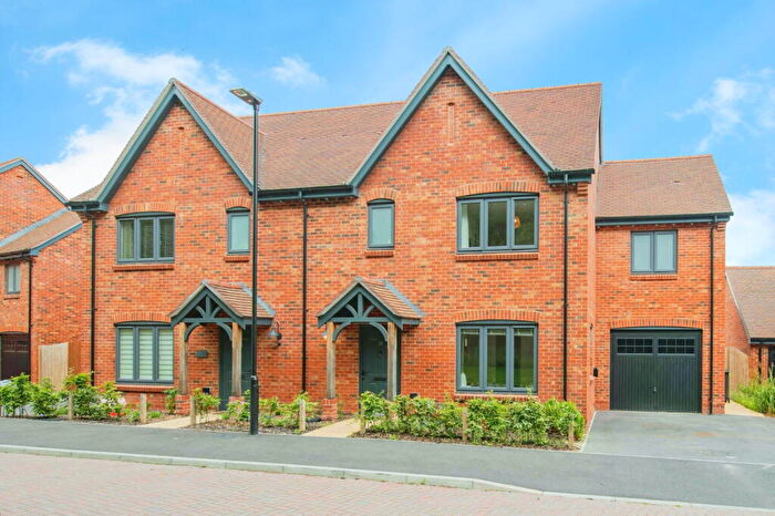 4 Bedroom Semi-Detached House For Sale In Heritage Walk, Southampton, Hampshire, SO50