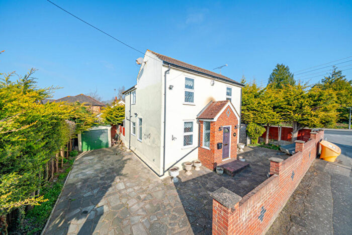 3 Bedroom Detached House For Sale In Mabel Road, Swanley, Hextable, BR8