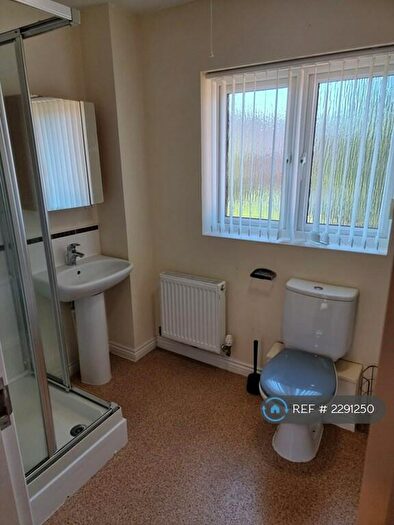 5 Bedroom Semi-Detached House To Rent In Baxendale Road, Chichester, PO19