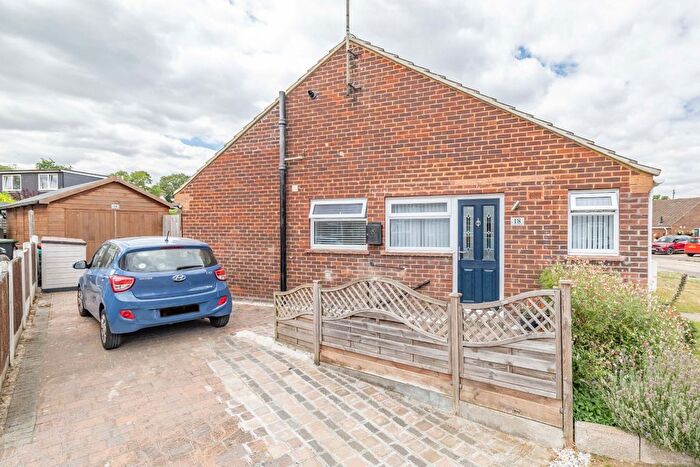 2 Bedroom Bungalow For Sale In Stour Road, Canterbury, CT4
