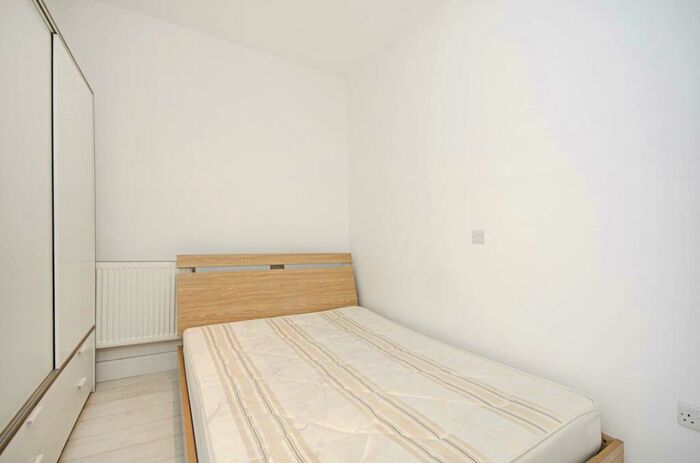 Studio To Rent In Temple Fortune, Temple Fortune, London, NW11