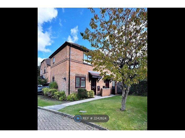 1 Bedroom Semi-Detached House To Rent In Rillington Gardens, Milton Keynes, MK4