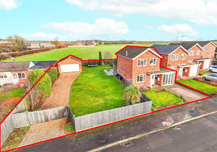 4 Bedroom Detached House For Sale In Eastlands Road, Finedon, NN9