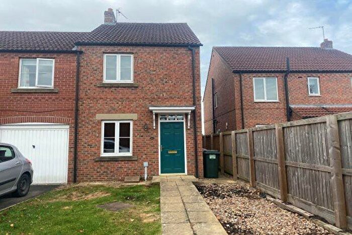 2 Bedroom Semi-Detached House To Rent In Grebe Way, Pickering, YO18