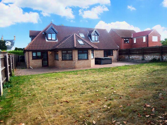 5 Bedroom Detached House To Rent In Bernards Close, West Row, IP28